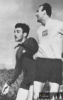 15. březen 1961 - domácí remíza s Barcelonou - Hledík bojuje s barcelonským Villaverdem