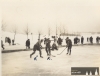 V sezóně 1934-35 hráli hokejisté SK Petrof Nový Hradec na rybníku Cikán. Na fotografii zápas s Bruslařským klubem Hradec Králové (PT)