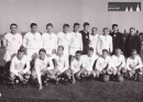 Olympijský tým 1964-Pičman stojí třetí zprava